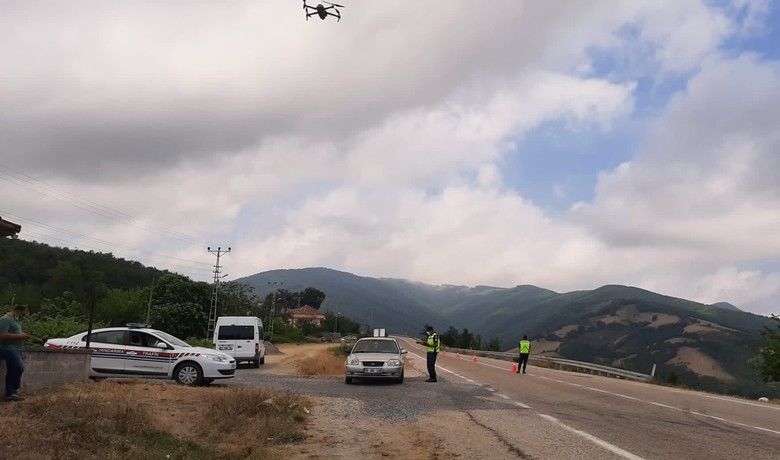 Alacam’da jandarmadan bayram uygulaması
 - Samsun’un Alaçam ilçesinde İl Jandarma Komutanlığına bağlı ekiplerce droneli yol uygulaması yapıldı.