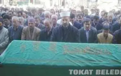 Tabanca ile intihar etti