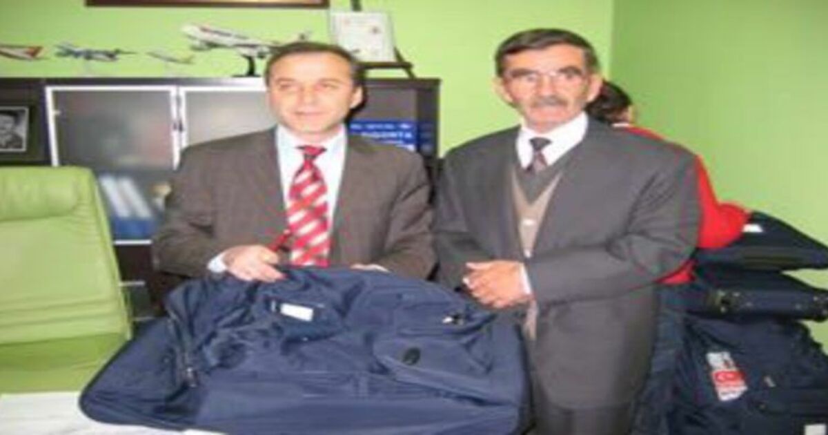 Hacı adaylarına malzeme dağıtıldı