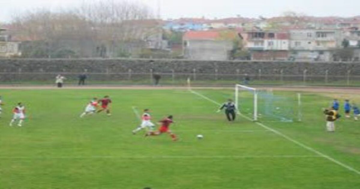 Bafra Belediyespor lider