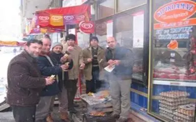 Kuş gribini protesto ettiler