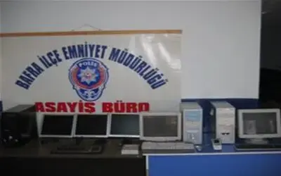 Bilgisayar hırsızı suçüstü yakalandı