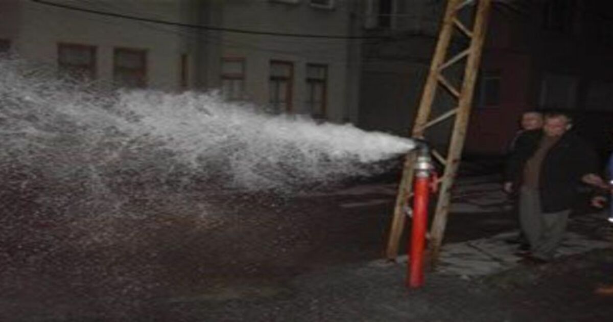 Belediyeden yangın vanaları tahliyesi