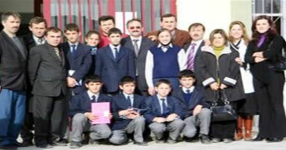 Nazmiye Demirel i.Ö.Okulunda başarıya ödül