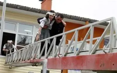 Fatih ilköğretim okulunda gerceğini aratmayan yangın tatbikatı
