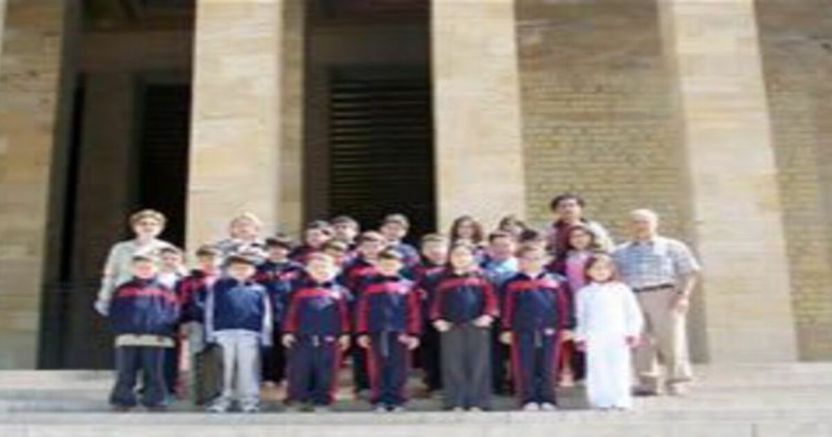 Öğrenciler Anıtkabir`i ziyaret etti