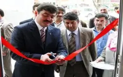 Saadet partisinden gıda ve giyim kermesi