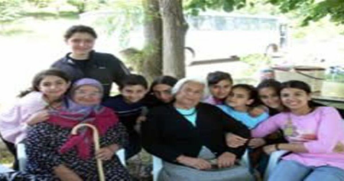 Yaşlılar sevindirildi