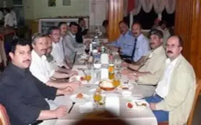 Eğitim Bir-Sen liler yemekte buluştu