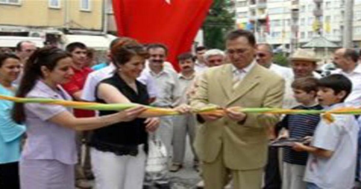 Sokakta resim sergisi