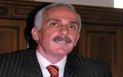 Okul kayıt ücreti uyarısı