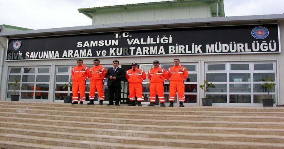 Arama Ve Kurtarma Birliği Faaliyetleri Sivil Savunma Arama Ve Kurtarma Birlik Müdürü Ufuk Solmaz: "2006 Yılındaki 69 Görevde 48 Kişi Canlı, 37 Kişi Ölü Kurtarıldı"