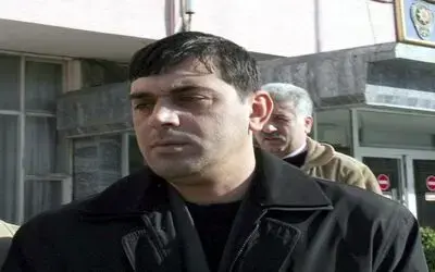 Firar Etmek İçin Nezarethanenin Demir Parmaklıklarını Kırdı