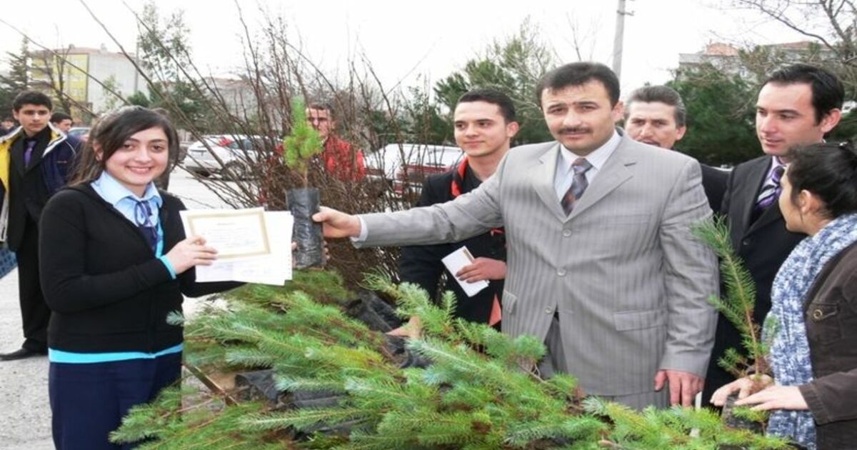 "Bir Karne, Bir Fidan" Kampanyası