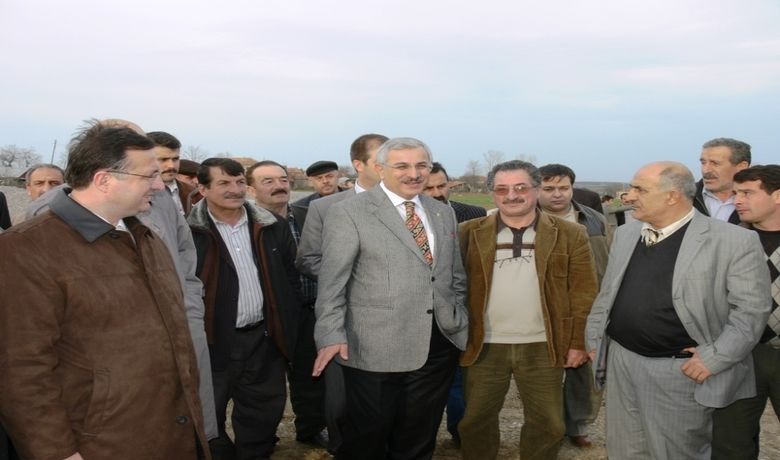 Milletvekili Yeni, Bafra TTipi Cezaevi İnşaatını Gezdi - Adalet ve Kalkınma Partisi (AK Parti) Samsun Milletvekili Ahmet Yeni, Bafra İlçesi'nde yapımına başlanan Kapalı ve Yarı açık T Tipi Cezaevi inşaatını gezerek, çalışmalar hakkında bilgi aldı.
