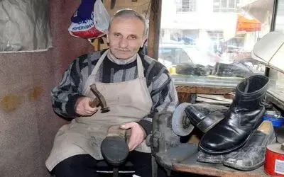Ayakkabı Tamirciliği Can Çekişiyor