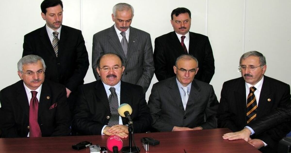 Bakan Çelik'ten Samsun'a Ödenek Müjdesi Milli Eğitim Bakanı Hüseyin Çelik: "Bu Sene Biz Samsun'un Ödeneklerini Yüzde 100 Artıyoruz" "Teknik Eğitimi Desteklememiz, Teşvik Etmemiz Gerekli" "Samsun'a Eğitim Alanında 80 Milyon Ytl Yatırım Yapılacak"