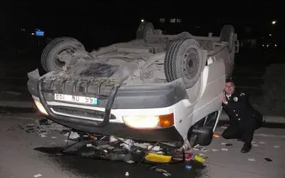 Alkollü Sürücü Ölümden Döndü Samsun'da, Kullandığı Kamyonetin Takla Atması Sonucu Yaralanan Sürücünün 257 Promil Alkollü Olduğu İddia Edildi