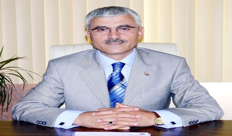 Bafra Tso Başkanı Rızvan Aksoy'dan 'Demokrasi Çağrısı' Bafra Ticaret Ve SanayiOdası Başkanı Rızvan Aksoy: "Ülkemiz Tüm Sorunlarını Siyaset Ve Demokrasi İçinde Çözmelidir" - Samsun'un Bafra Ticaret ve Sanayi Odası (TSO) Başkanı Rızvan Aksoy, demokrasi çağrısında bulunarak, "Ülkemiz tüm sorunlarını siyaset ve demokrasi içinde çözmelidir" dedi.