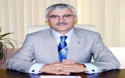 Bafra Tso Başkanı Rızvan Aksoy'dan 'Demokrasi Çağrısı' Bafra Ticaret Ve Sanayi Odası Başkanı Rızvan Aksoy: "Ülkemiz Tüm Sorunlarını Siyaset Ve Demokrasi İçinde Çözmelidir"