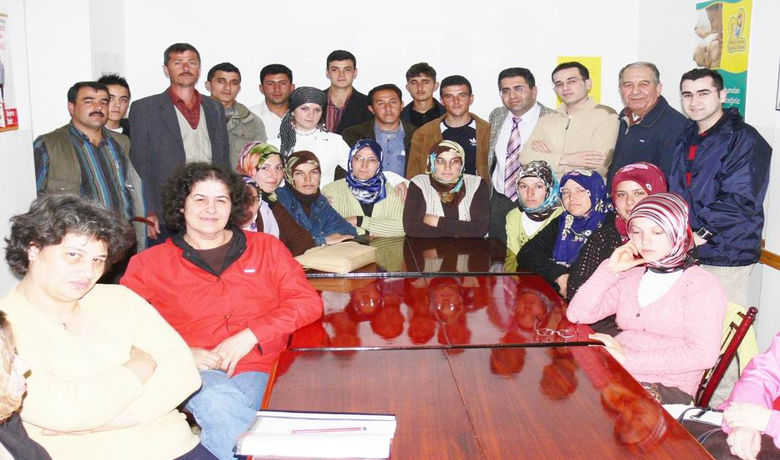 Savcıdan Oyuncak Tabanca Uyarısı Bafra Cumhuriyet Savcısı Özgür Katip Kaya: "Çocuğun Eline Kalem Verirseniz Yazmayı, Kitap Verirseniz Okumayı, Oyuncak Tabancayı Verirseniz Vurmayı Öğrenir"