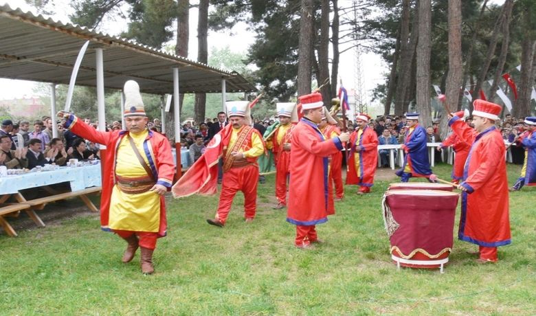 Hıdrellez Şenliği Coşkusu Samsun'un Bafra İlçe Belediyesi Tarafından BuSene 3.'sü Organize Edilen Hıdrellez Şenliği Büyük İlgi Gördü - Samsun'un Bafra İlçe Belediyesi tarafından bu sene 3.'sü organize edilen 'Hıdrellez Şenliği' büyük ilgi gördü.