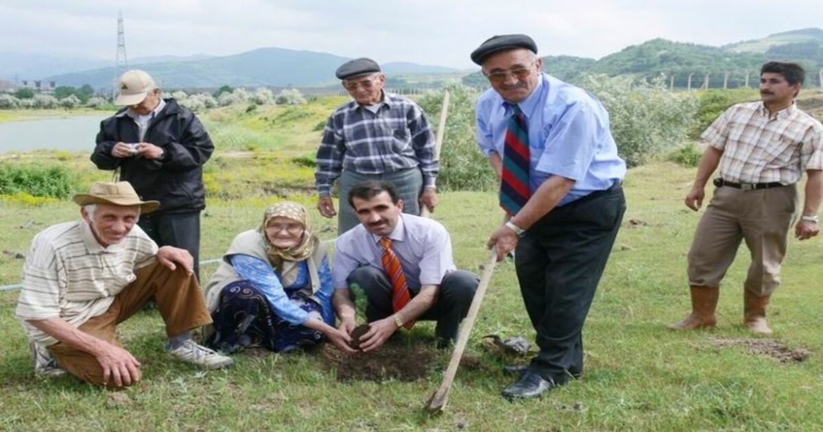 Yaşlılardan Genç Fidanlar