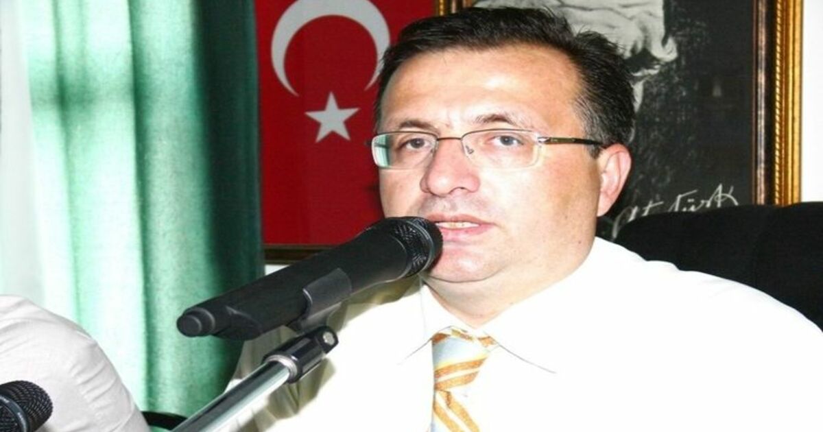 Kaymakam Dınkırcı'dan "Yatırımları Denetleyin" Çağrısı Bafra Kaymakamı Bekir Dınkırcı: "Devletin Temsilcisi Olarak Oto Kontrol Sistemi İstiyorum, Halk Bu Yatırımları Denetlemelidir"