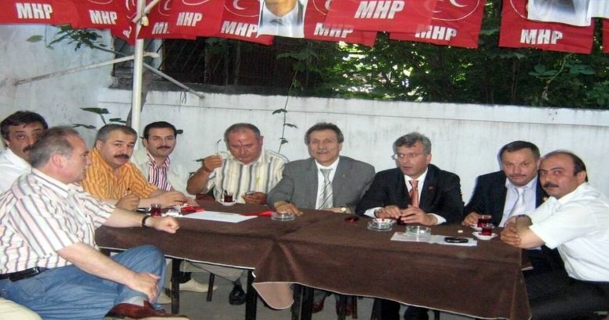 Samsun Mhp'de Seçim Trafiği Mhp Samsun Milletvekili Adayları, Parti Teşkilatı'nın Da Desteğiyle Seçim Çalışmalarını Sürdürüyor