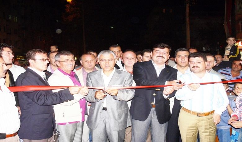 Bafra'da Ramazan Sokağı Açılışı Bafra Belediyesi Tarafından BuYıl 4.'sü Düzenlenen Geleneksel Ramazan Sokağı Törenle Açıldı - Samsun'un Bafra ilçesinde belediye tarafından bu yıl 4.'sü düzenlenen geleneksel Ramazan Sokağı düzenlenen törenle açıldı.