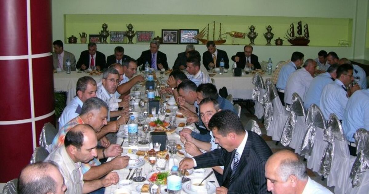 Samsun'da Bölge Trafik Polisleri İftarda Buluştu