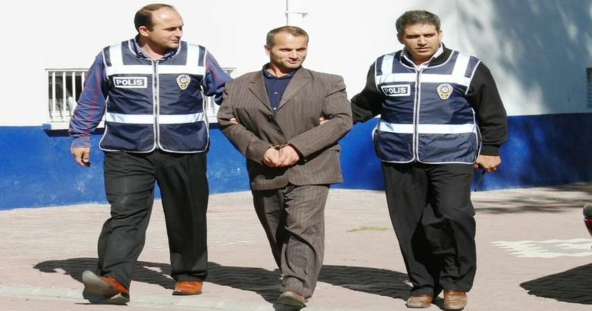 Polisten Fuhuş Operasyonu Bafra İlçesinde Yapılan Operasyonda Polonyalı 2 Kadın Para Karşılığı Fuhuş Yaparken Suçüstü Yakalandı