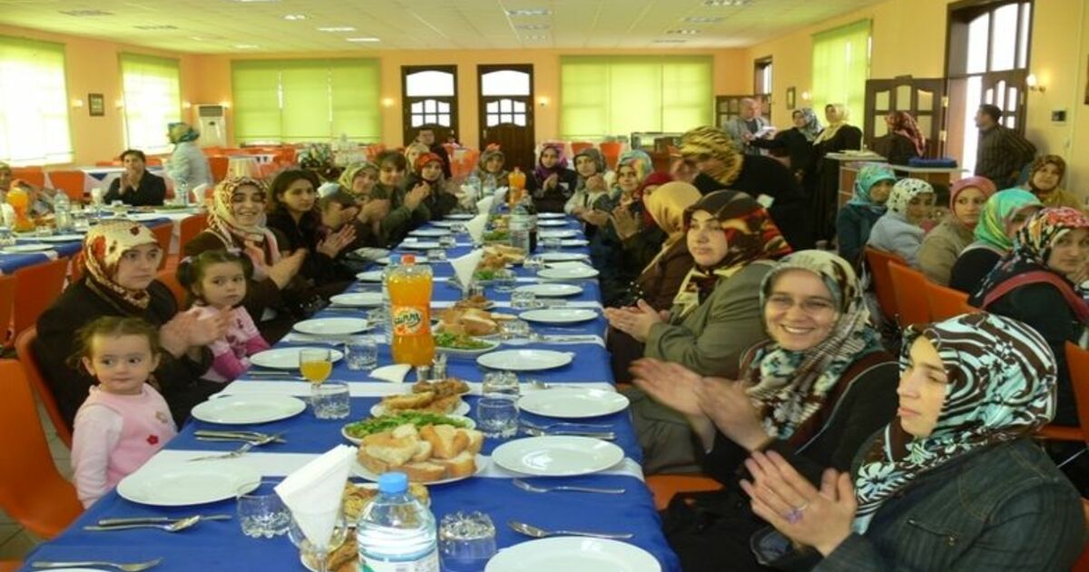 Nilüfer Derneği 2. Yılını Kutladı