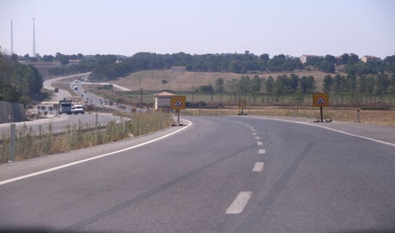 Karadeniz Sahil Yolu Çalışmaları Karadeniz Sahil Yolu YapımıKapsamında 92 Kilometrelik Samsun-sinop Arası Proje Çalışmaları Hızla Sürdürülüyor - Karadeniz Sahil Yolu yapımı kapsamında 92 kilometrelik samsun-Sinop arası proje çalışmaları hızla uygulanıyor.