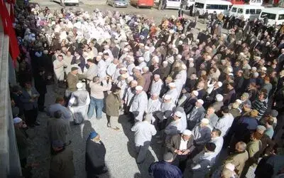 Bafralı Hacı Adaylarına Duygulu Uğurlama