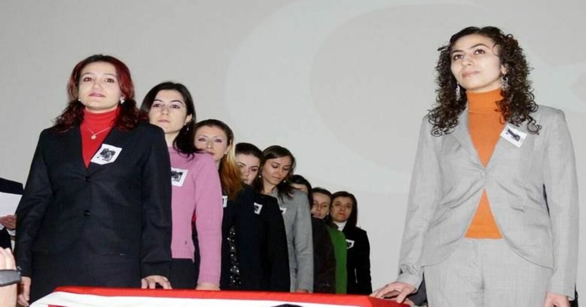 24 Kasım Öğretmenler Günü Bafra'da 'Öğretmenler Günü' Kutlaması