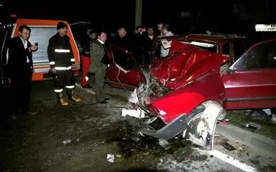 Samsun'da Trafik Kazası: 4 Yaralı Üç Aracın Karıştığı Trafik Kazasında 4 Kişi Yaralandı