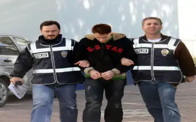 İş Yerinden Para Ve Tabanca Hırsızlığı