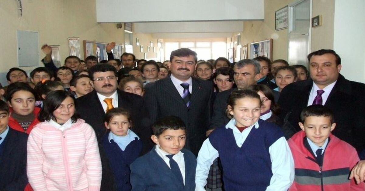 Bafra Belediyesi'nden Öğrencilerin 'Sevgi Bahçesi Projesi’ne Destek
