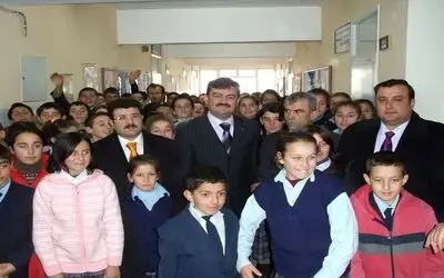 Bafra Belediyesi'nden Öğrencilerin 'Sevgi Bahçesi Projesi’ne Destek