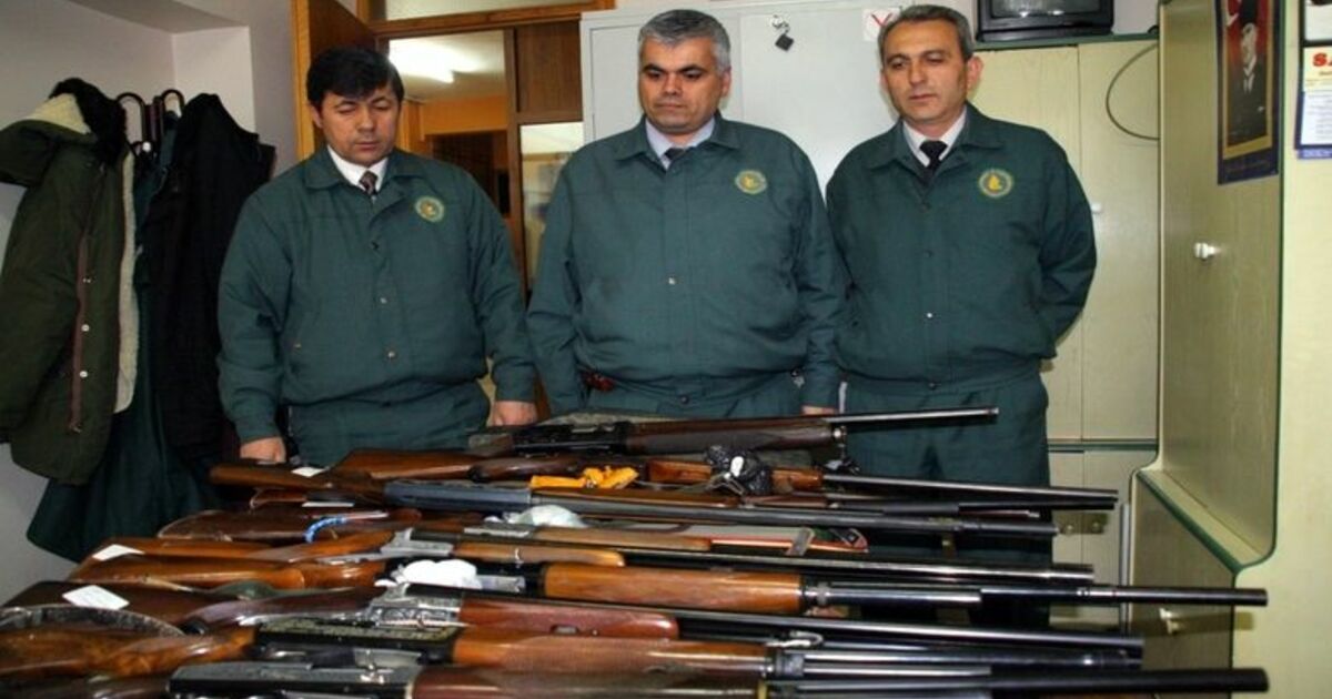 Kaçak Avcılara Göz Açtırılmıyor Samsun'da, Kaçak Olarak Avlanan 20 Kişiye 20 Bin Ytl İdari Para Cezası Uygulanırken, Av Tüfeklerine De El Konuldu