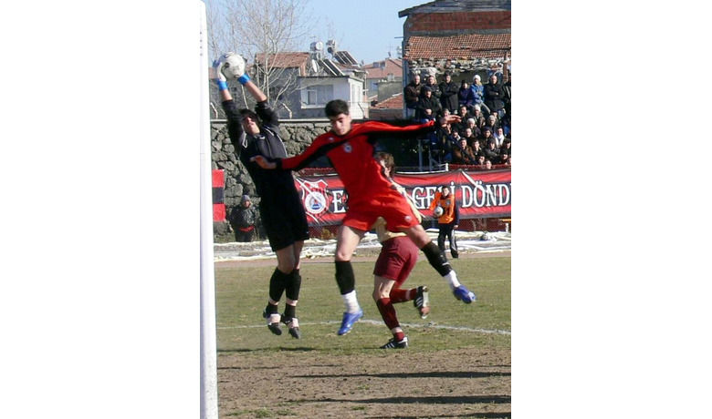 Tff 3. Lig Bafra Belediyespor: 1 Ofspor: 0 - TFF 3. Lig 2. Grup'ta oynanan maçta Bafra Belediyespor, kendi sahasında Ofspor'u 1-0 mağlup etti.