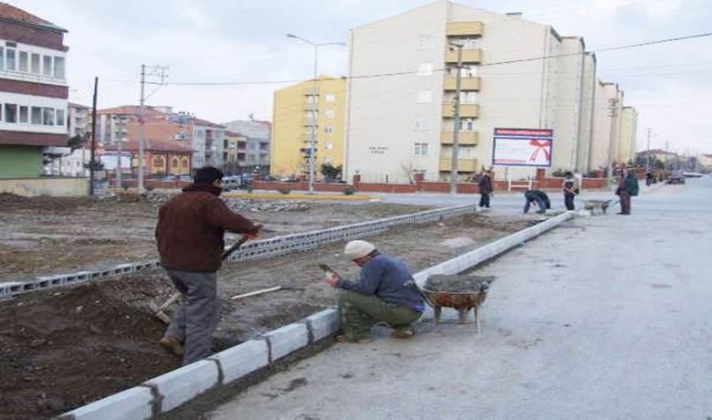 Bafra'da Rögar Kapağı Hırsızlığı Çalınan 13Rögar Kapağı, Vatandaşların İhbarı Sonucu Bulundu - Samsun'un Bafra ilçesinde rögar kapaklarının çalındığı belirtildi.