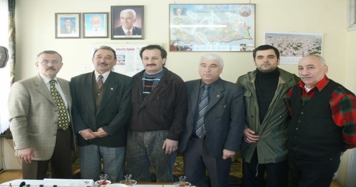 Bbp'den Ziyaretler Bbp Bafra İlçe Yönetimi, Türkiye İşçi Emeklileri Derneği Bafra Şubesi İle Türk Kızılayı Bafra Şubesi'ni Ziyaret Etti
