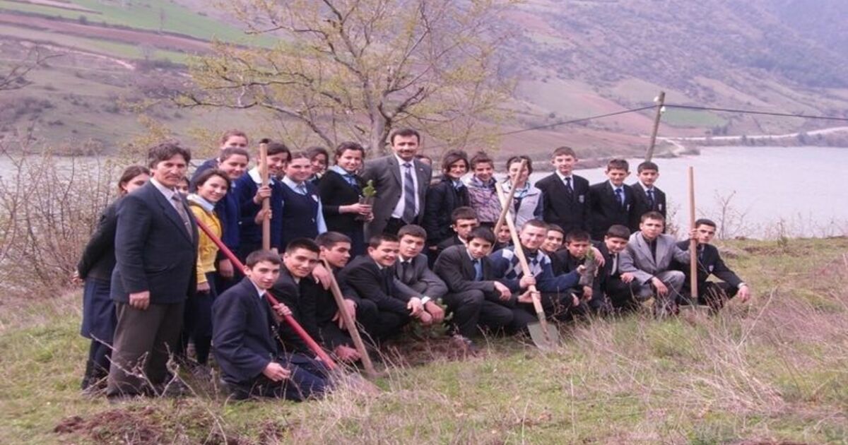 Öğrencilerden Hatıra Ormanı