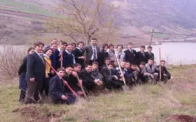 Öğrencilerden Hatıra Ormanı