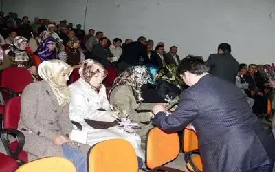 "Milli Ve Manevi Değerlerimiz" Konferansı Prof. Dr. Salim Öğüt: "Din Doğru Algılanıp Doğru Yaşandığında İnsan Sükunete Erer, Kendisiyle Ve Toplumla Barışık Yaşar"