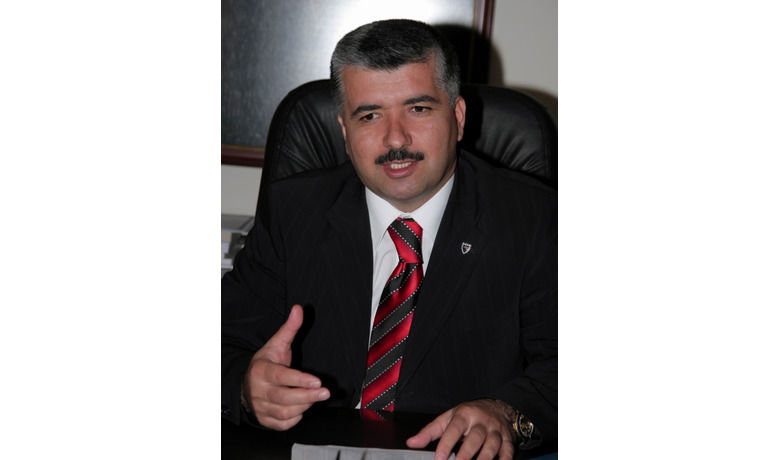 Samsun'da Vergi Tahakkuku Arttı 2006-2007 Yılı Kurumlar Vergisi Beyanında 58 Milyon 268 Bin Ytl Tahakkuk İle Yüzde 40,01Artış Sağlandı Samsun Makina Sanayi A.ş., 9 Milyon 718 Bin 855 Ytl Tahakkuk Eden Kurumlar Vergisiyle Birinci Oldu - Samsun'da 2006 ve 2007 yılı kurumlar vergisi beyanlarında 58 milyon 268 bin YTL tahakkuk ile yüzde 40,01 artış sağlandı. Samsun Makina Sanayi A.Ş. de 9 milyon 718 bin 855 YTL tahakkuk eden kurumlar vergisiyle 2007 yılı birincisi oldu.