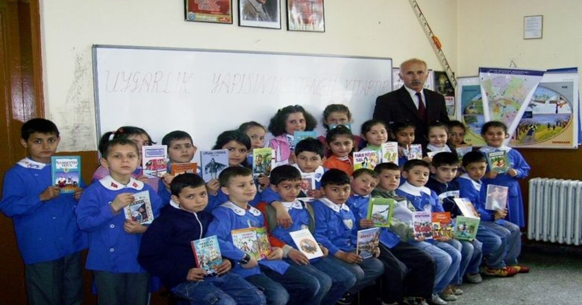 Her Eve Bir Kitaplık Projesi