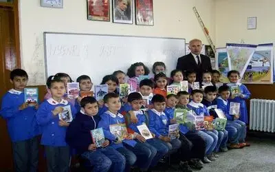 Her Eve Bir Kitaplık Projesi